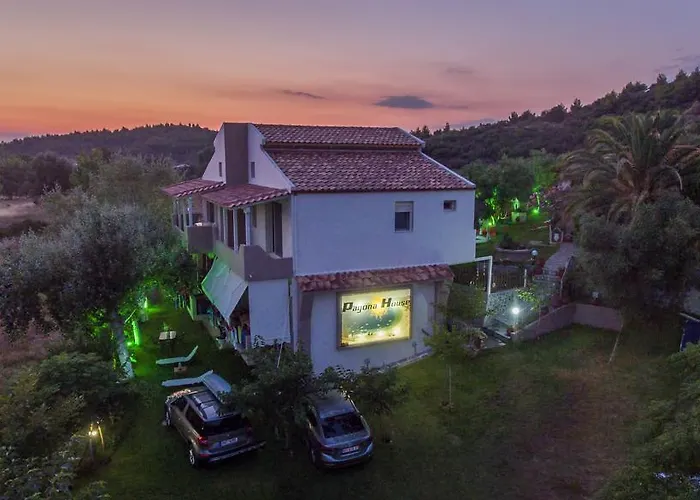Pagona House