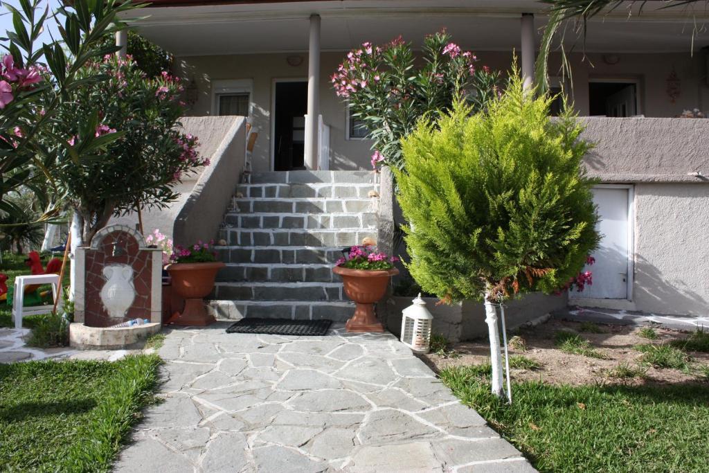 Pagona House Toroni