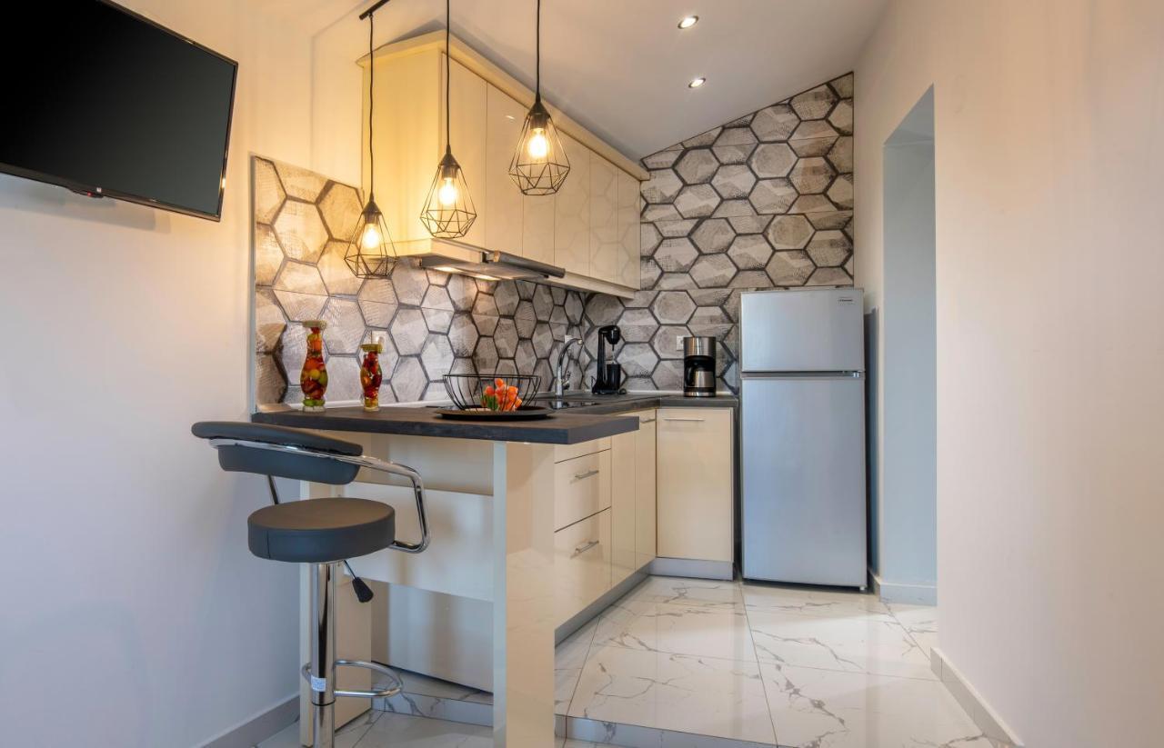Pagona House Toroni